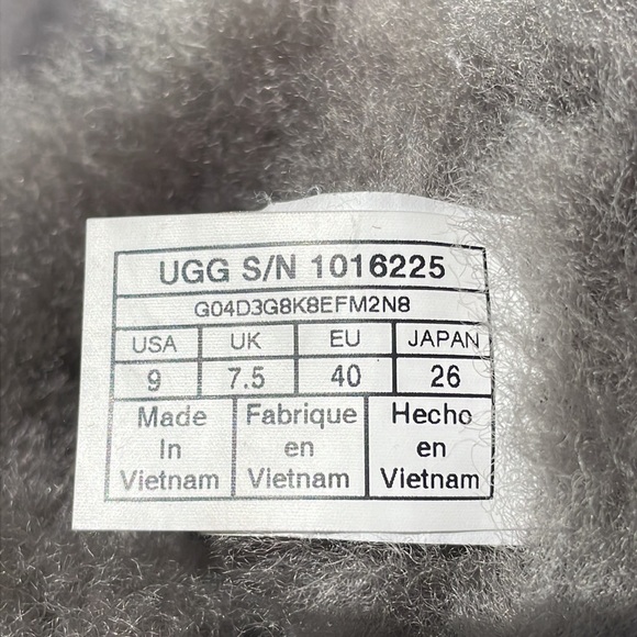 UGG Bailey Suede Bow II Water-Repellent Cold Weather Boots - Picture 14 of 14